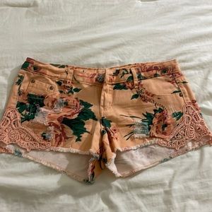 vanilla stan shorts